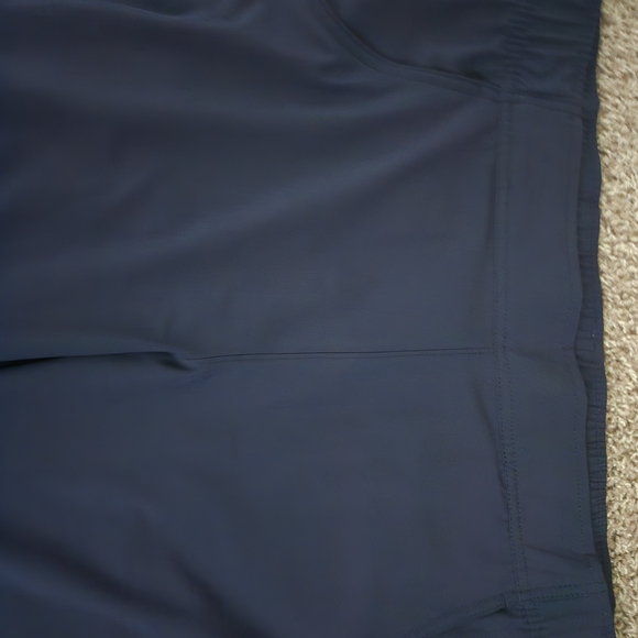 Eddie Bauer Women's Navy Cropped Pants - Picture 8 of 12